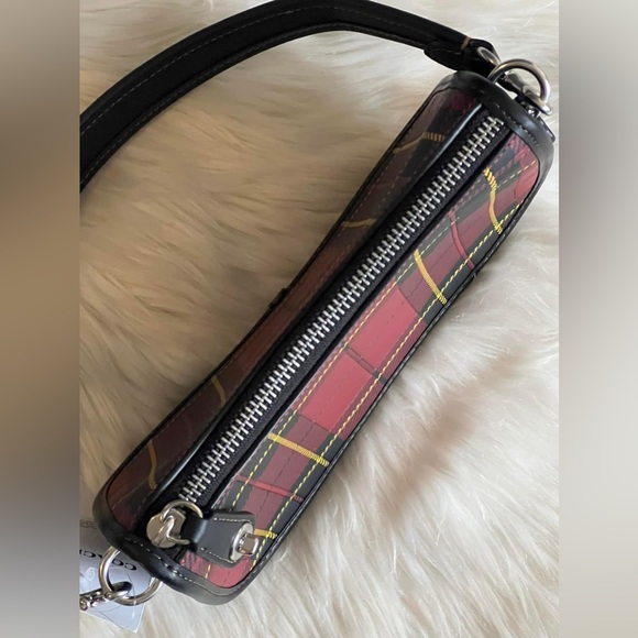 💰SOLD - CG177 - Coach Swinger 20 with Plaid Print - Picture 6 of 11